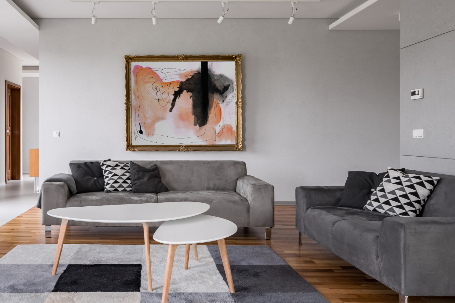 Elegant,Villa,Living,Room,With,Fireplace,,Two,Couches,And,Carpet,